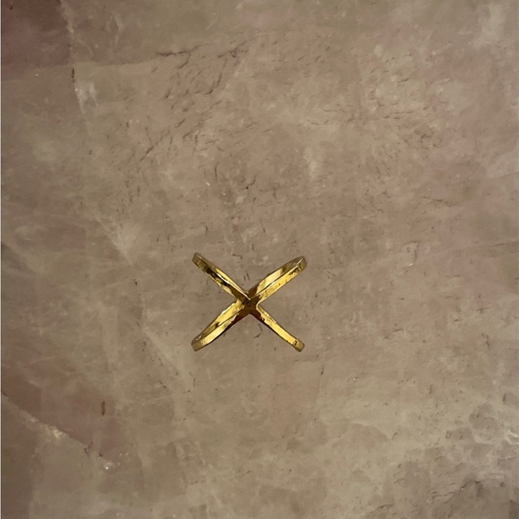 Bundle of two criss cross knuckle rings - Picture 8 of 9